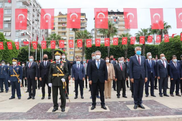 Çukurova'da 29 Ekim Cumhuriyet Bayramı kutlandı